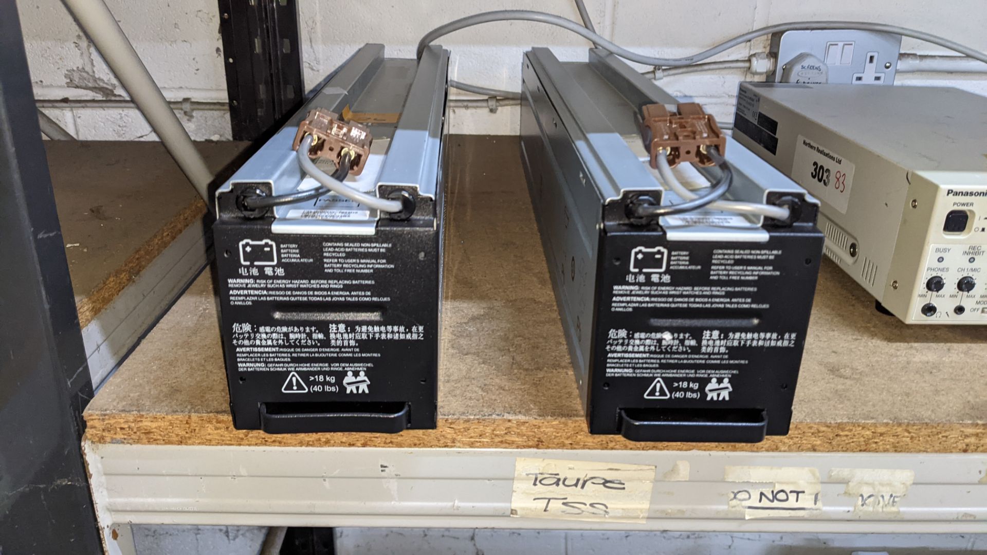 2 off heavy duty server batteries model OM-816336A-700 - Image 3 of 7