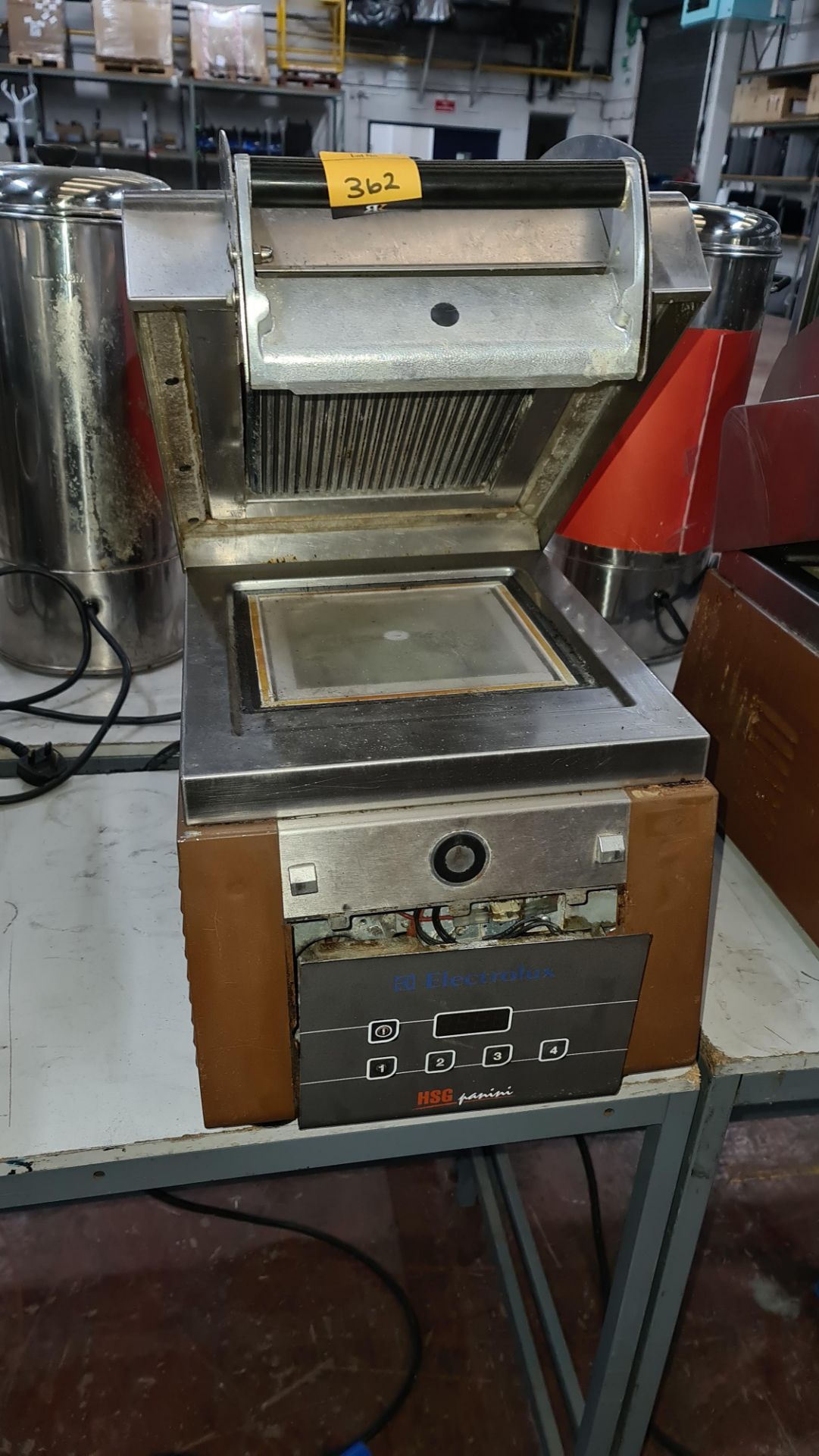 Electrolux HSG panini machine model HSPP