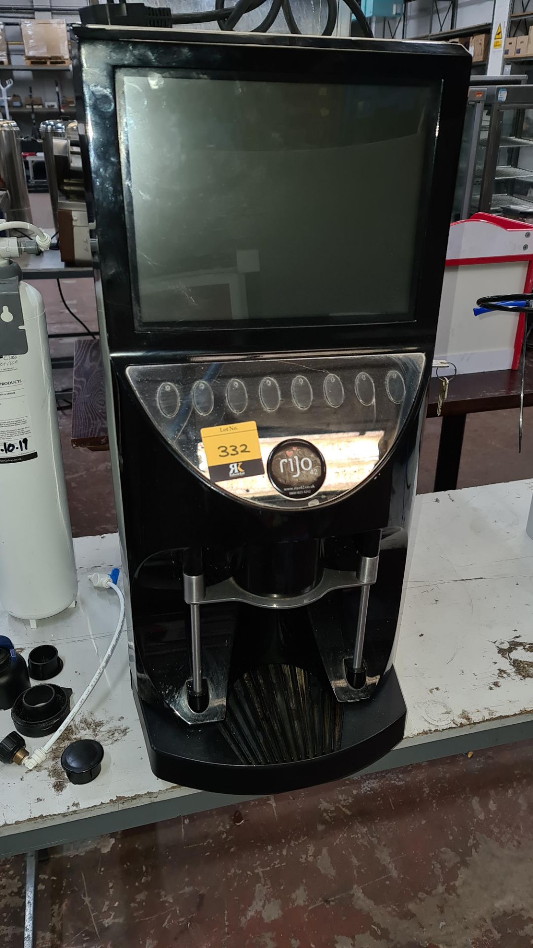 Rijo 42 touchscreen coffee machine model Brasil ASD. Includes key & water filtration unit - Image 4 of 9