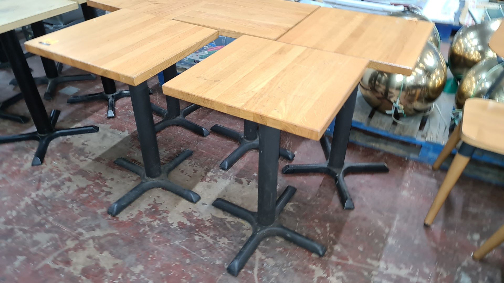 5 off matching café tables with black metal single pedestal bases & wooden tops each 510mm square - Image 4 of 4