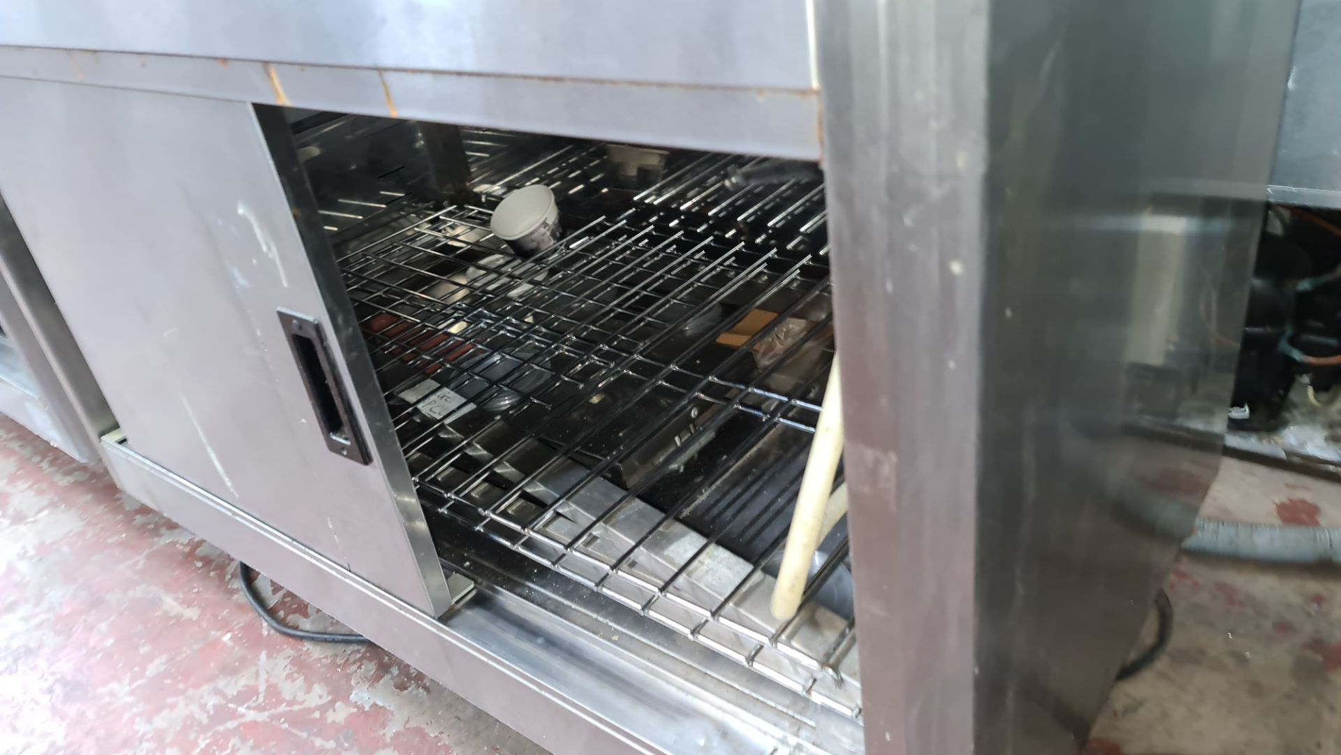 Lincat mobile heated unit comprising warming cupboard below & bain marie above - Image 5 of 5