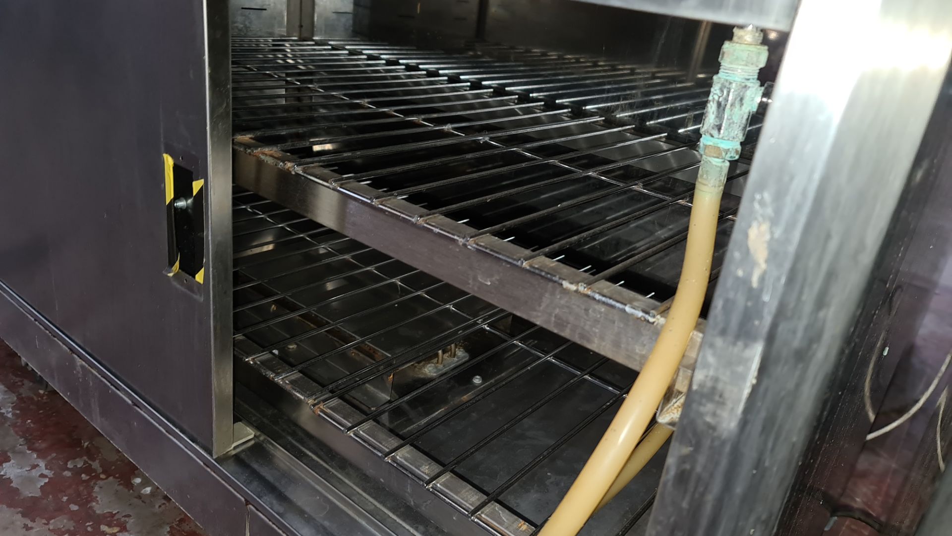 Lincat mobile heated unit comprising warming cupboard below & bain marie above - Image 2 of 5