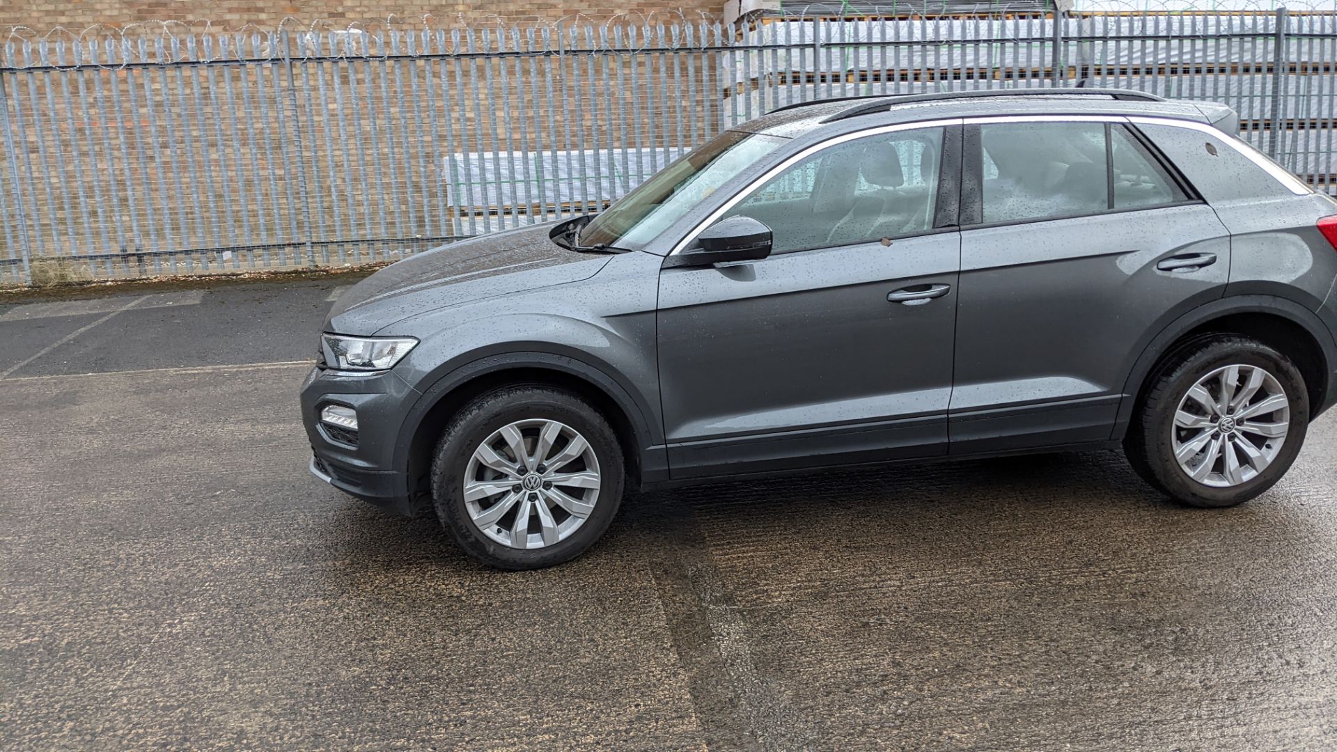 2020 Volkswagen T-ROC SE TDi, Leather, High Spec, 3,639 miles, NO RESERVE - Image 10 of 105