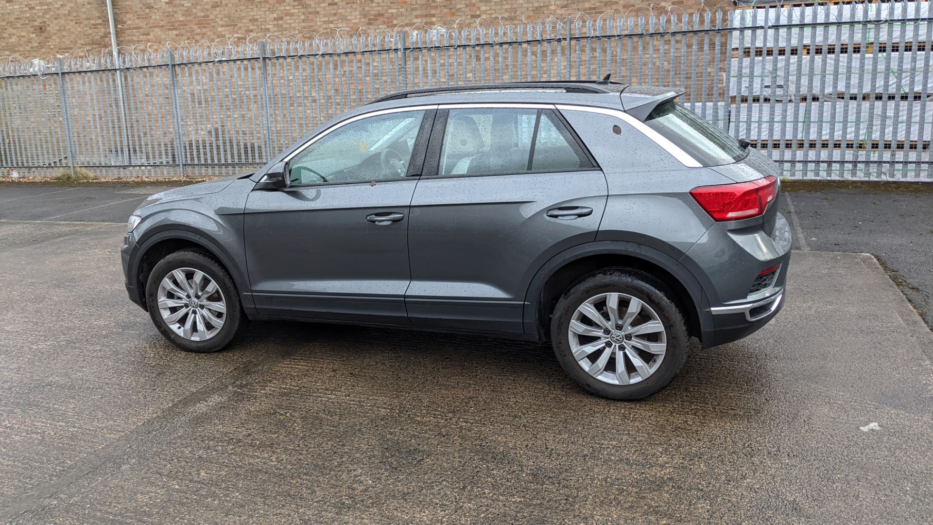 2020 Volkswagen T-ROC SE TDi, Leather, High Spec, 3,639 miles, NO RESERVE - Image 12 of 105