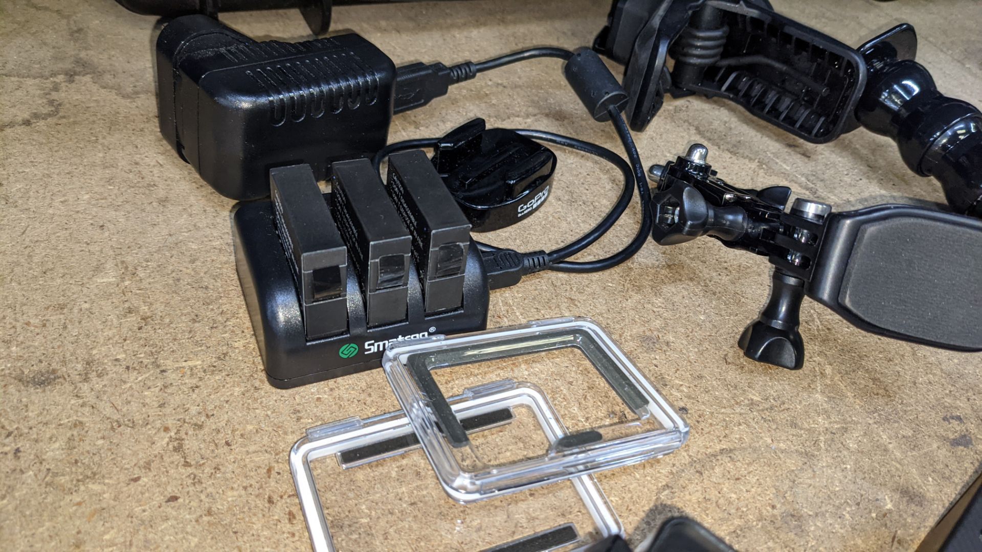 GoPro Hero 4 camera kit comprising GoPro Hero 4 plus wide variety of batteries, chargers, cases & mo - Image 9 of 15