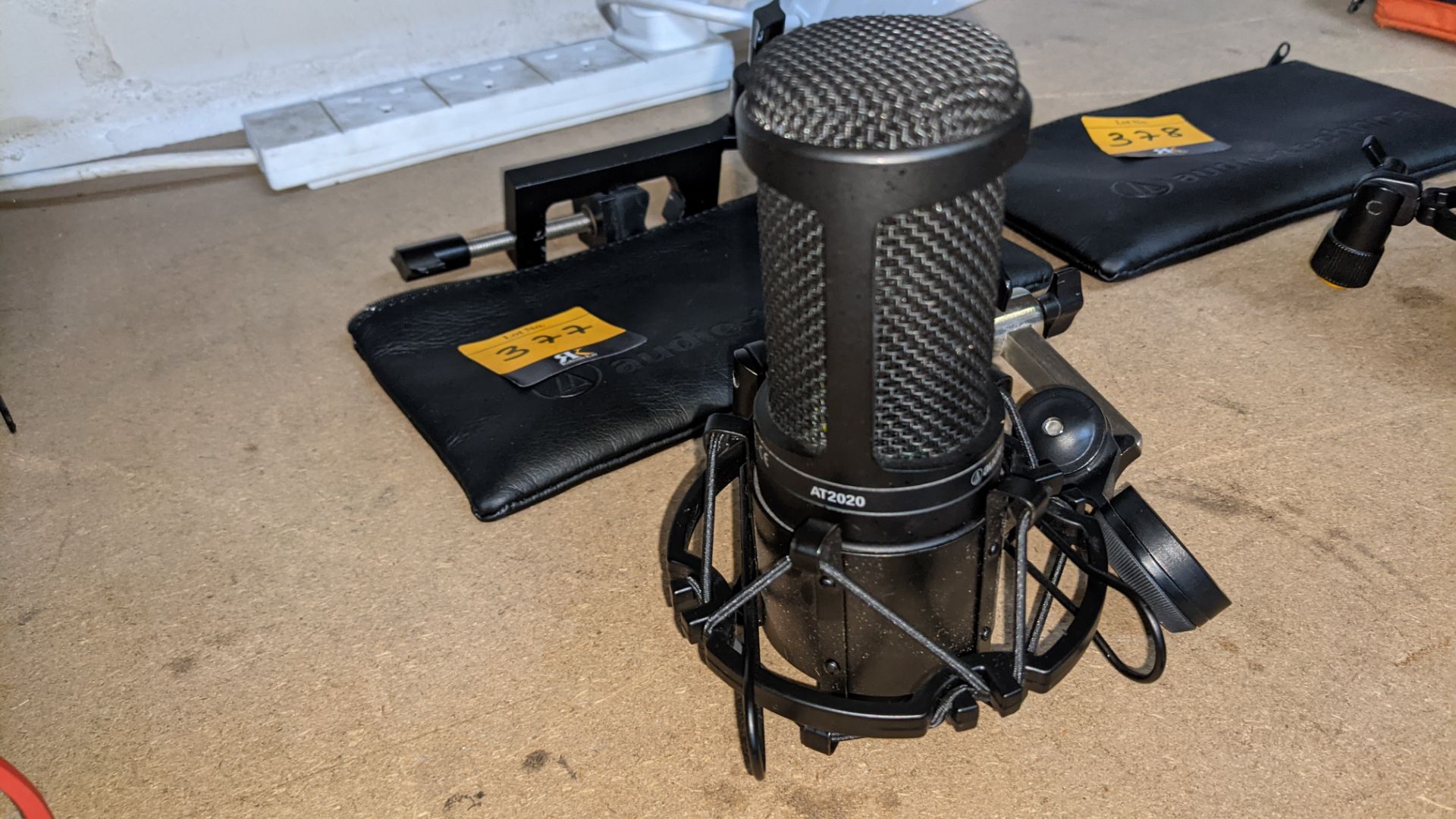 Audio Technica AT2020 P48 Cardioid condenser microphone with case & ancillaries as pictured - Image 3 of 8