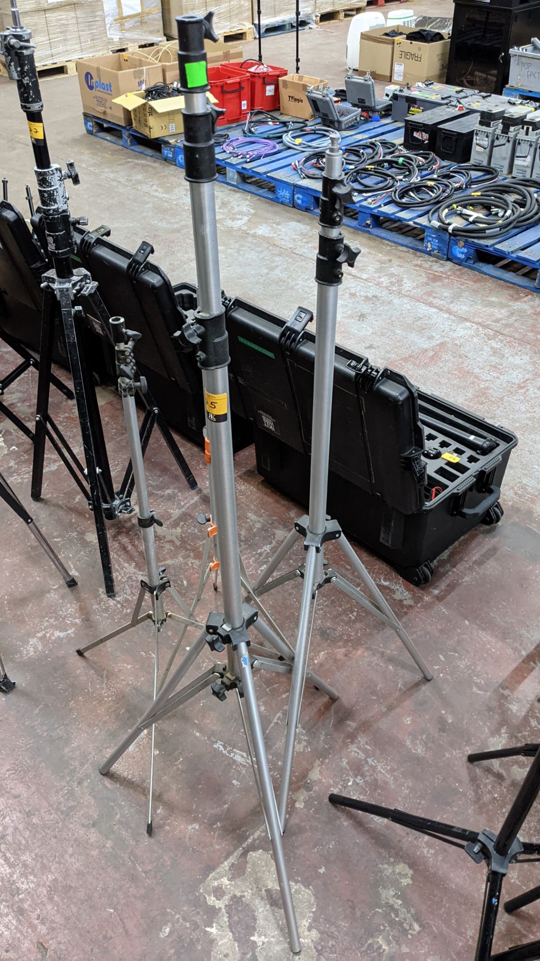 4 off Lighting Stands - Image 2 of 7