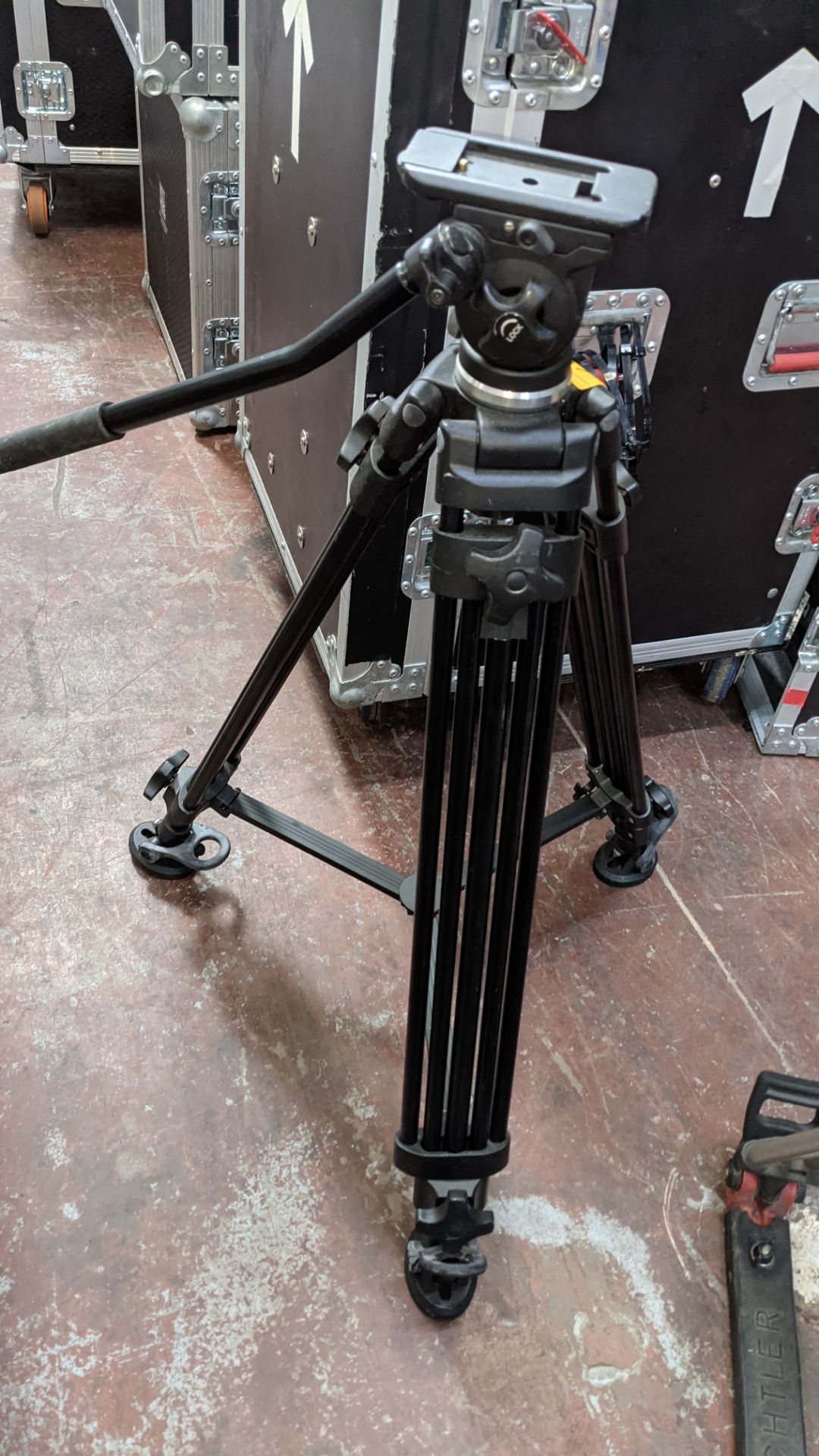 E-Image model AT-7402B tripod with 7050H head - Image 6 of 10