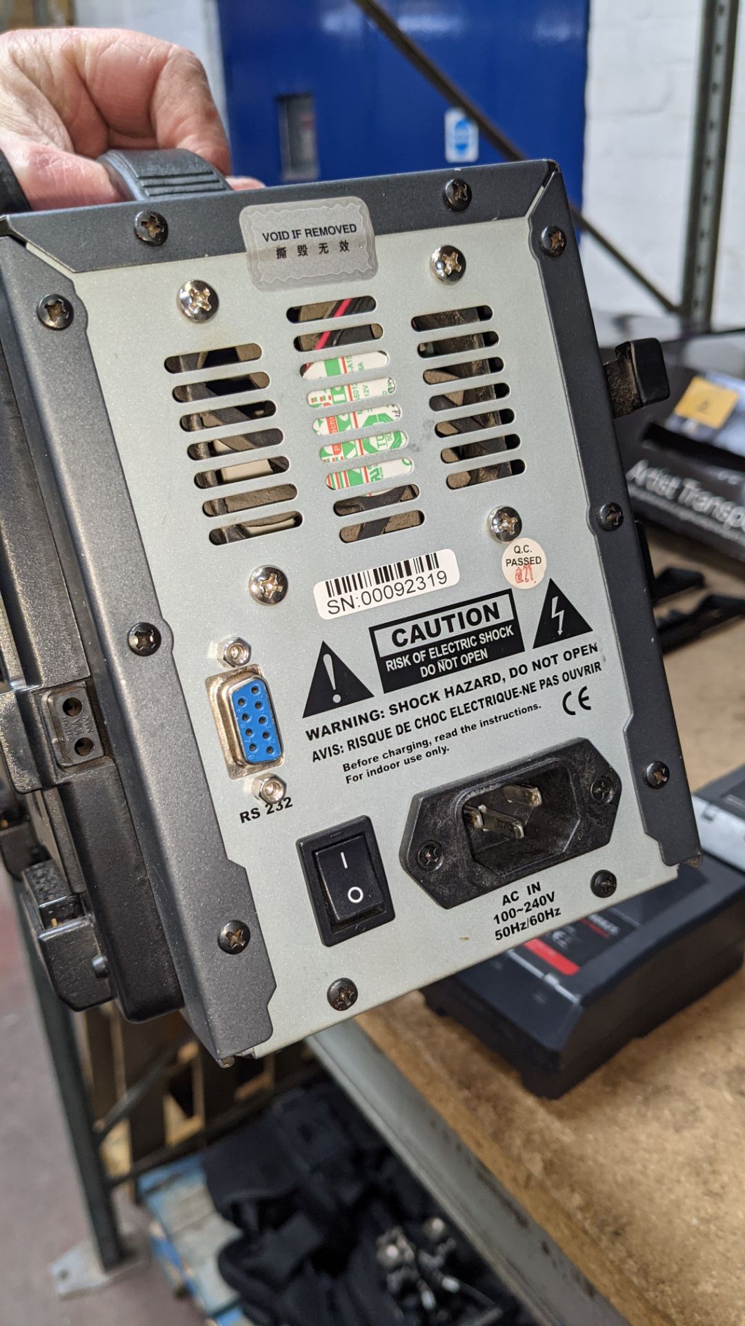 SWIT battery & charging system consisting of model D-3004S 4-bay charger & 4 off model S-8082S batte - Image 8 of 14