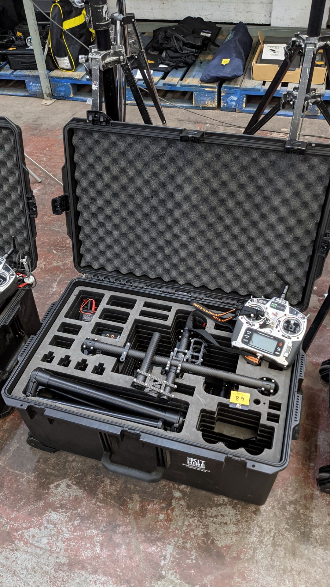 Freefly Movi M10 gimbal system with remote control including large case designed by Cinema Oxide - Image 2 of 16