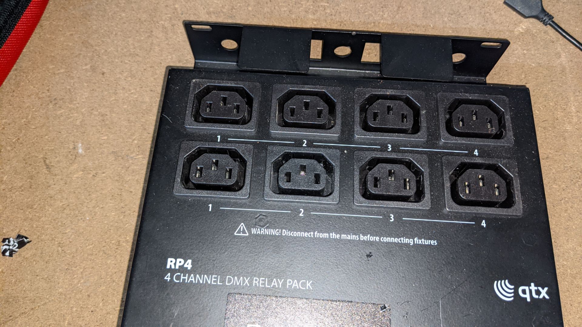 QTX model RP4 4-channel DMX relay pack - Image 5 of 6