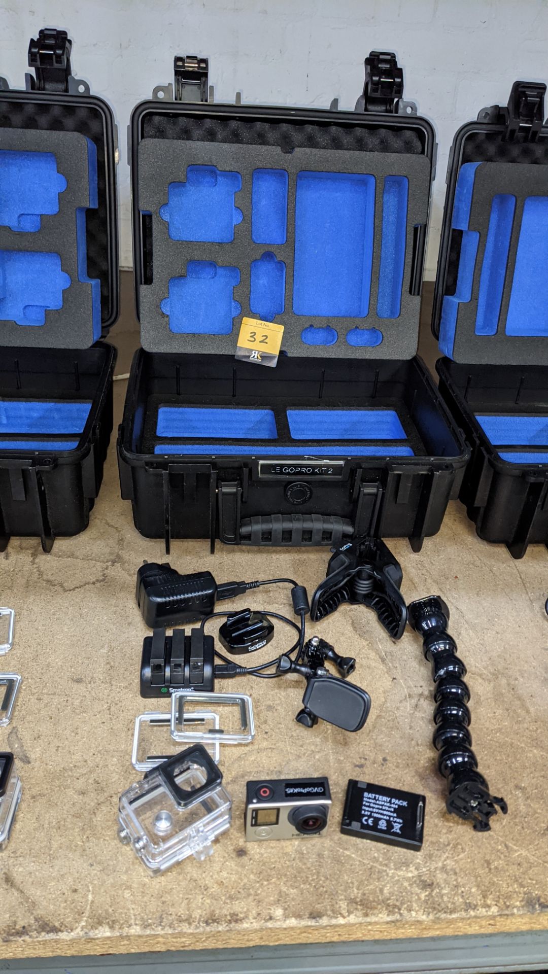 GoPro Hero 4 camera kit comprising GoPro Hero 4 plus wide variety of batteries, chargers, cases & mo - Image 2 of 15