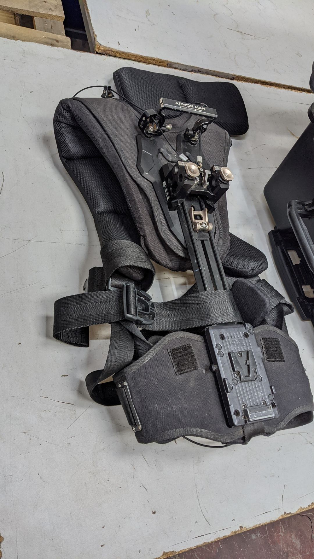 Tilta Armor-Man 2 GimbalE Exoskeleton for Ronin 2 and MoVI Pro kit comprising adjustable vest plus a - Image 6 of 16