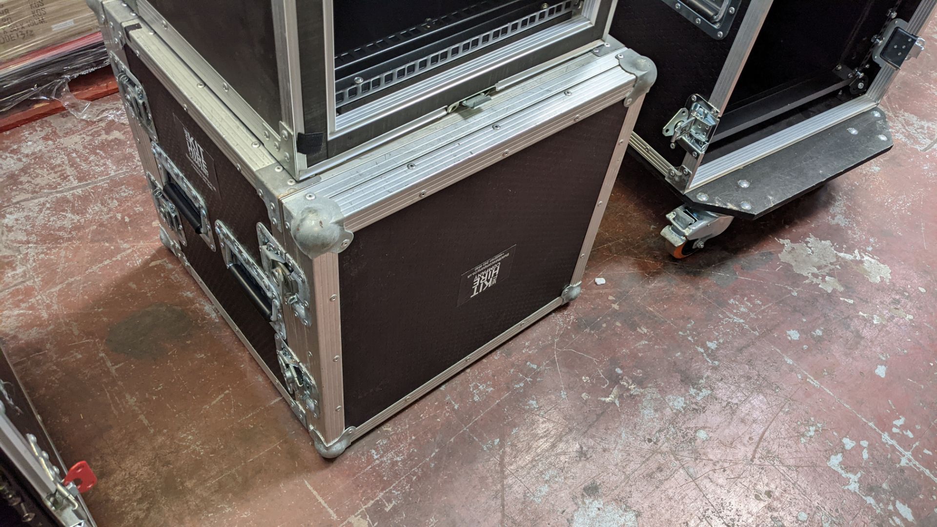 2 off racks comprising 1 off 8U & 1 off 10U, both incorporated into flight cases, one with a clip on - Image 7 of 8