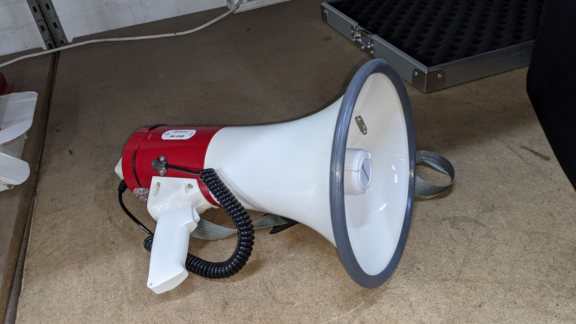 Adastra model MG-220D hand-held transistor megaphone - Image 6 of 6