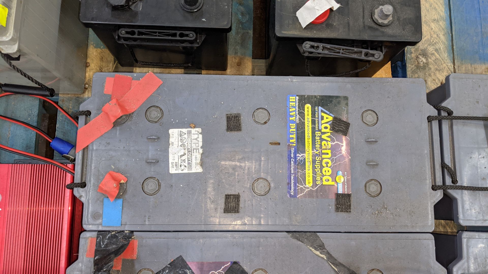 6 off large vehicle type heavy-duty batteries - Image 6 of 10