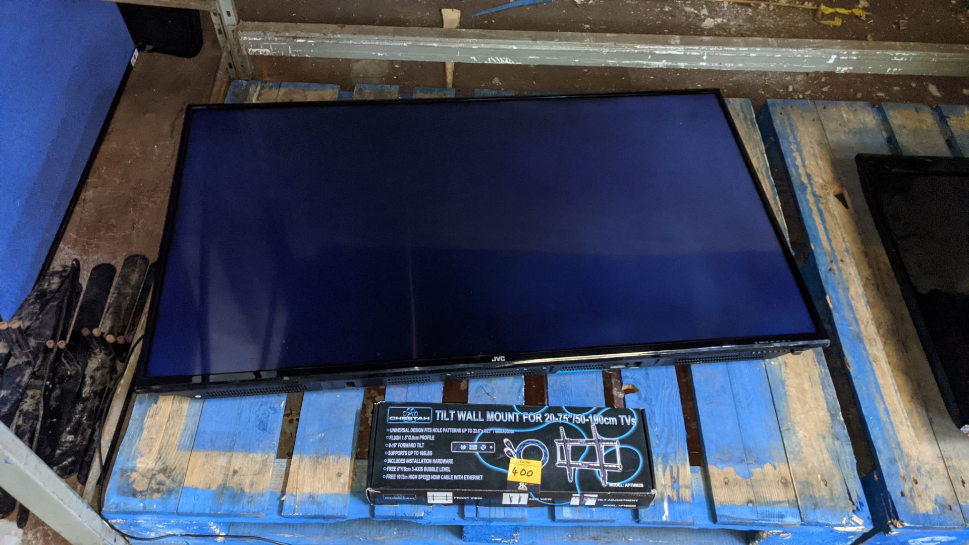 JVC 50" TV including wall-mount, model LT-50C550 - with Remote - Image 2 of 9