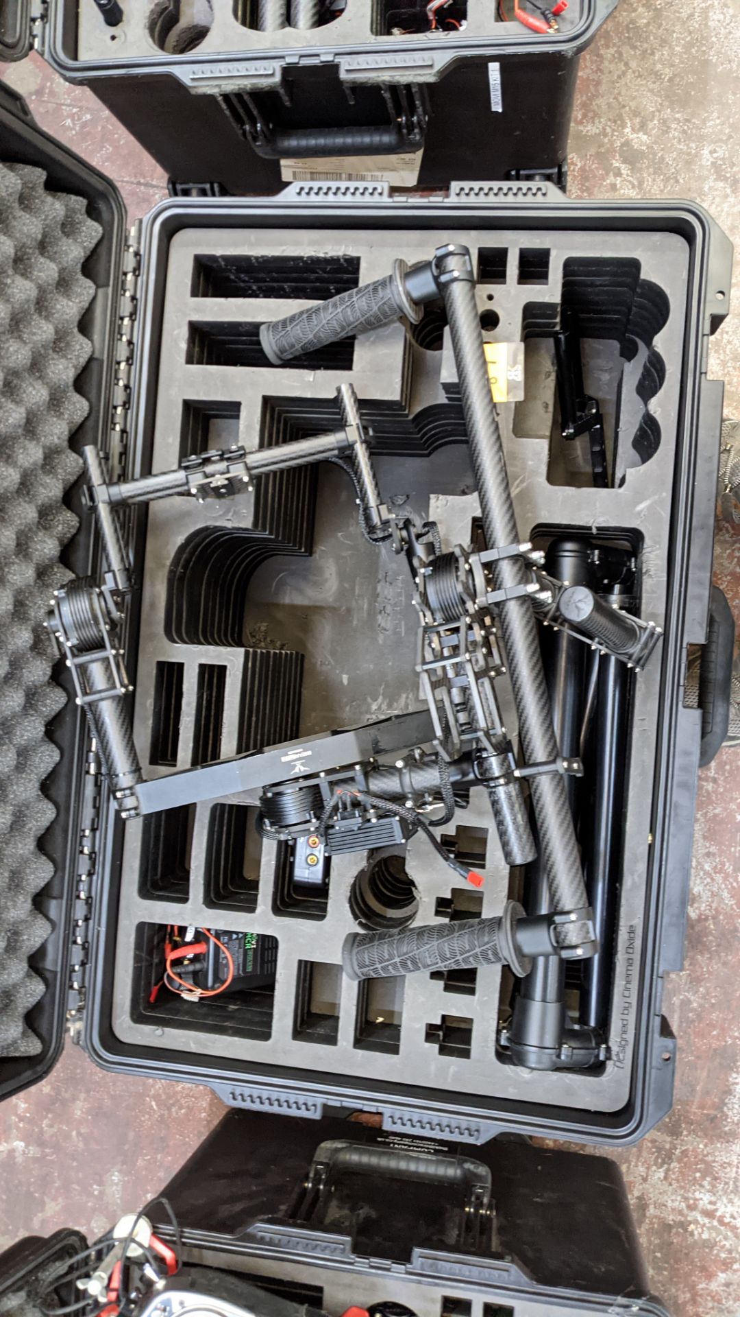 Freefly Movi M10 gimbal system with remote control including large case designed by Cinema Oxide - Image 9 of 16