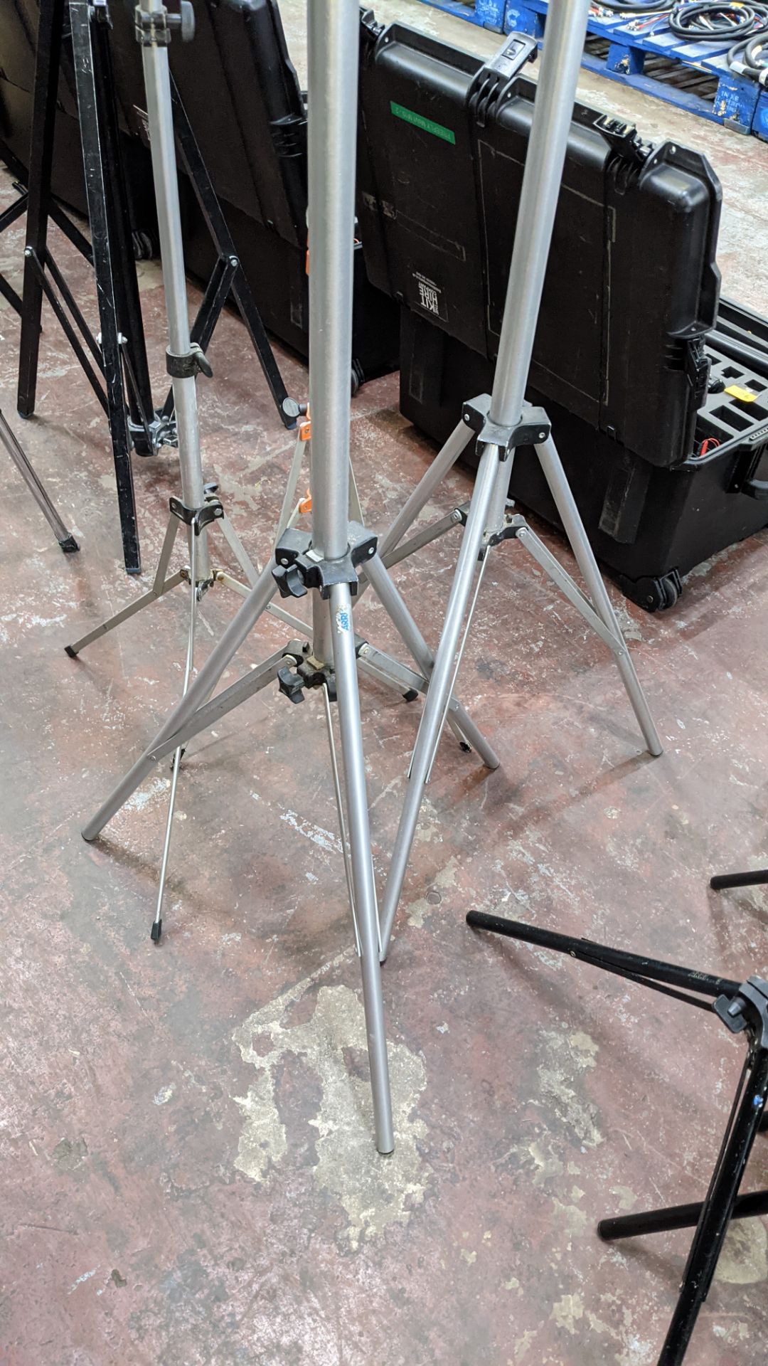 4 off Lighting Stands - Image 3 of 7