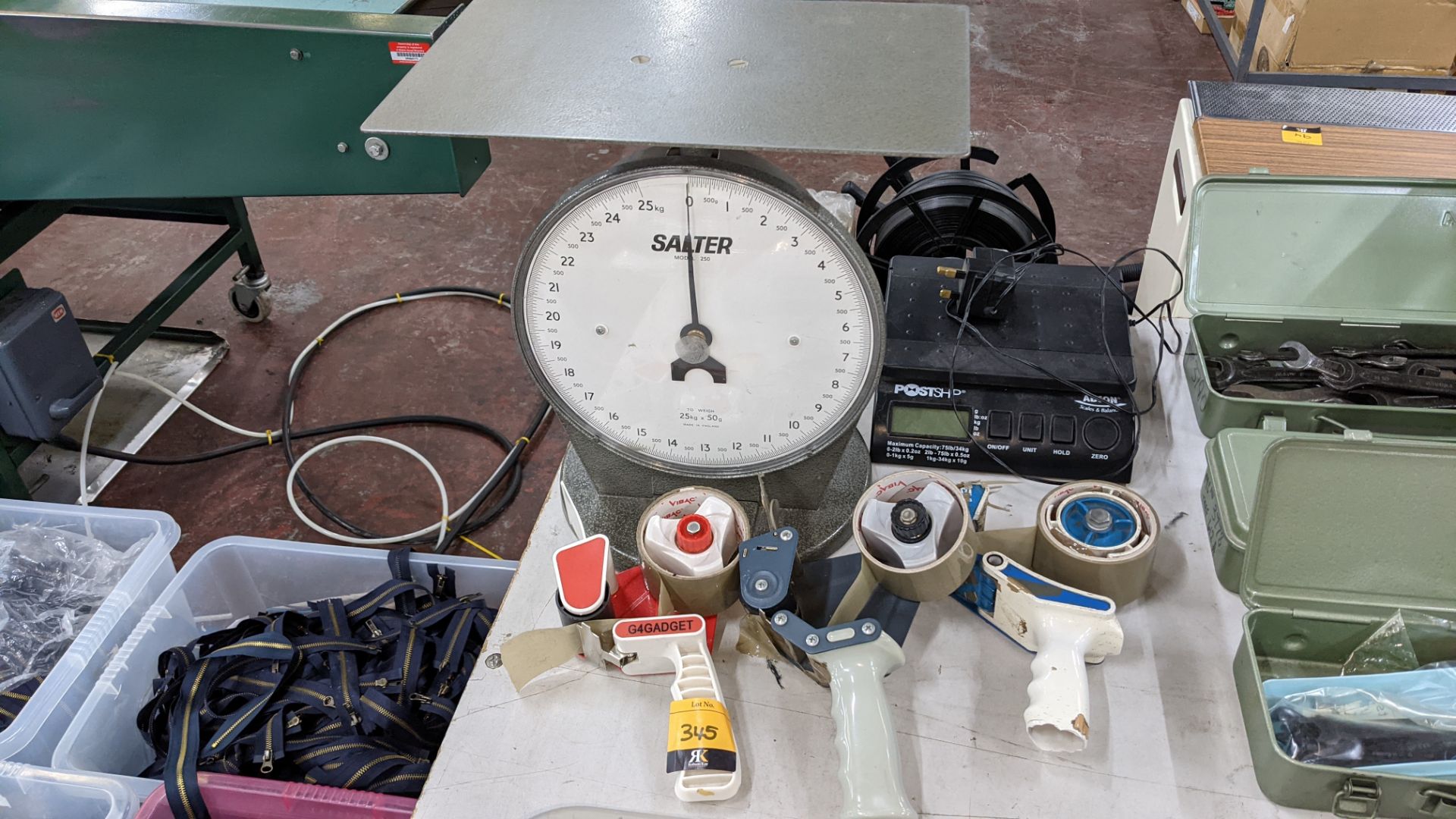 Mixed lot comprising 3 tape guns, 1 digital scales & 1 Salter platform scales