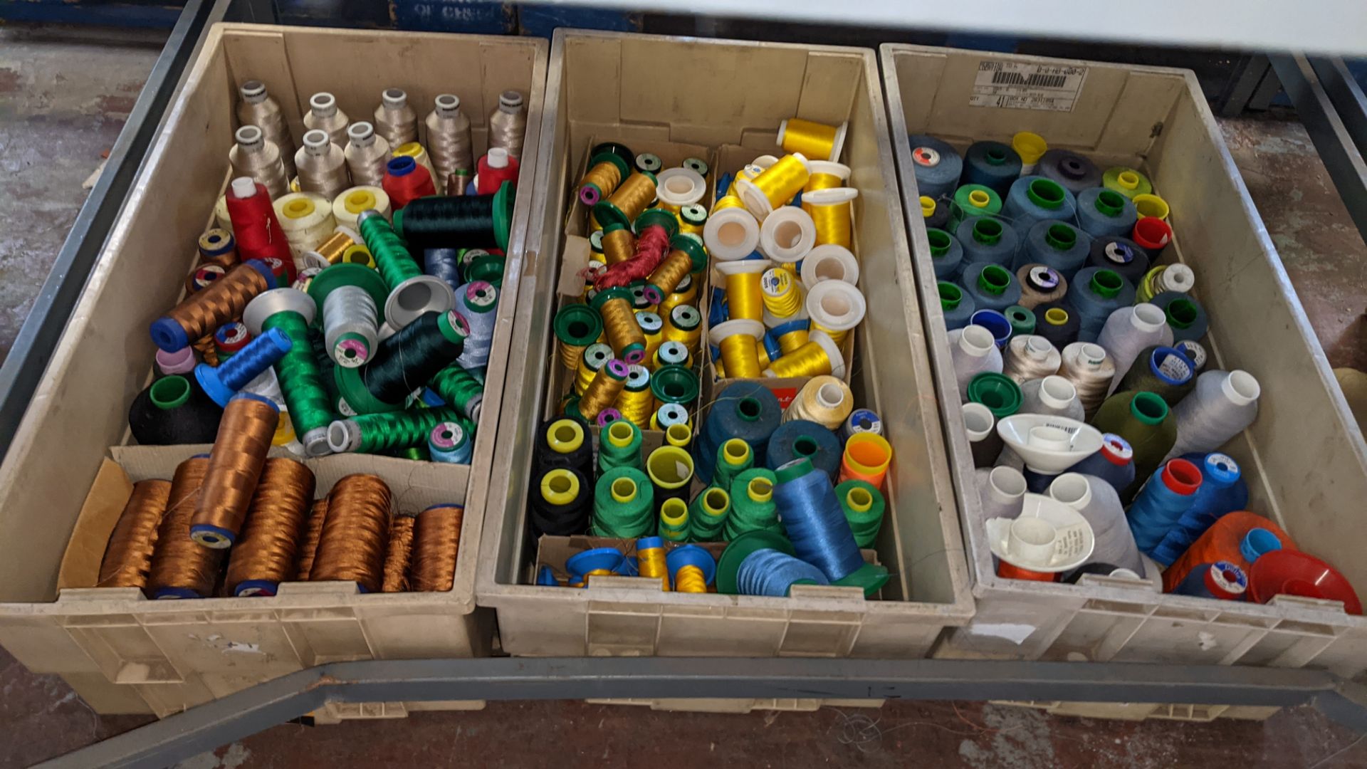 The contents of 3 large crates of assorted embroidery thread - Image 2 of 5