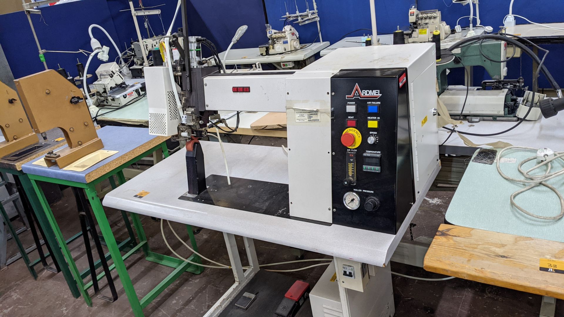 Ardmel seam sealing machine