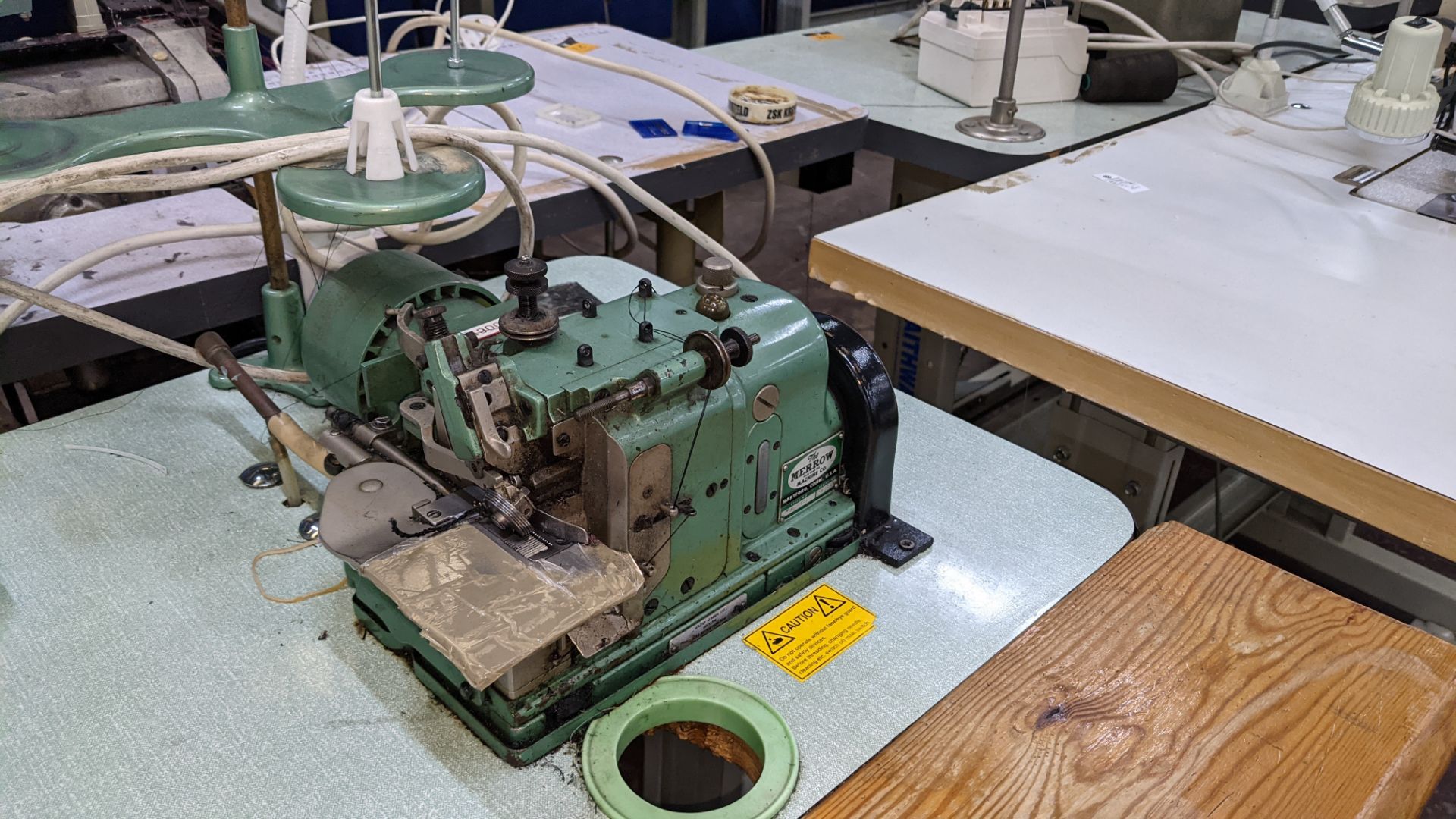 Merrow MG-3DE overedge sewing machine - Image 7 of 13
