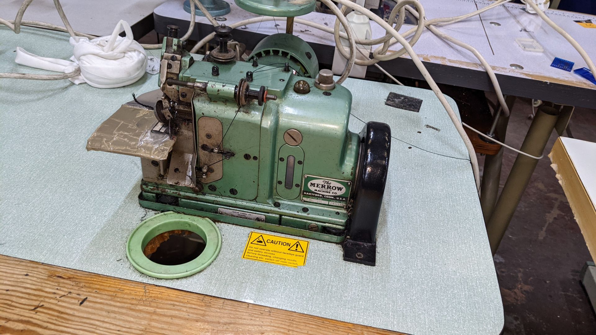 Merrow MG-3DE overedge sewing machine - Image 5 of 13