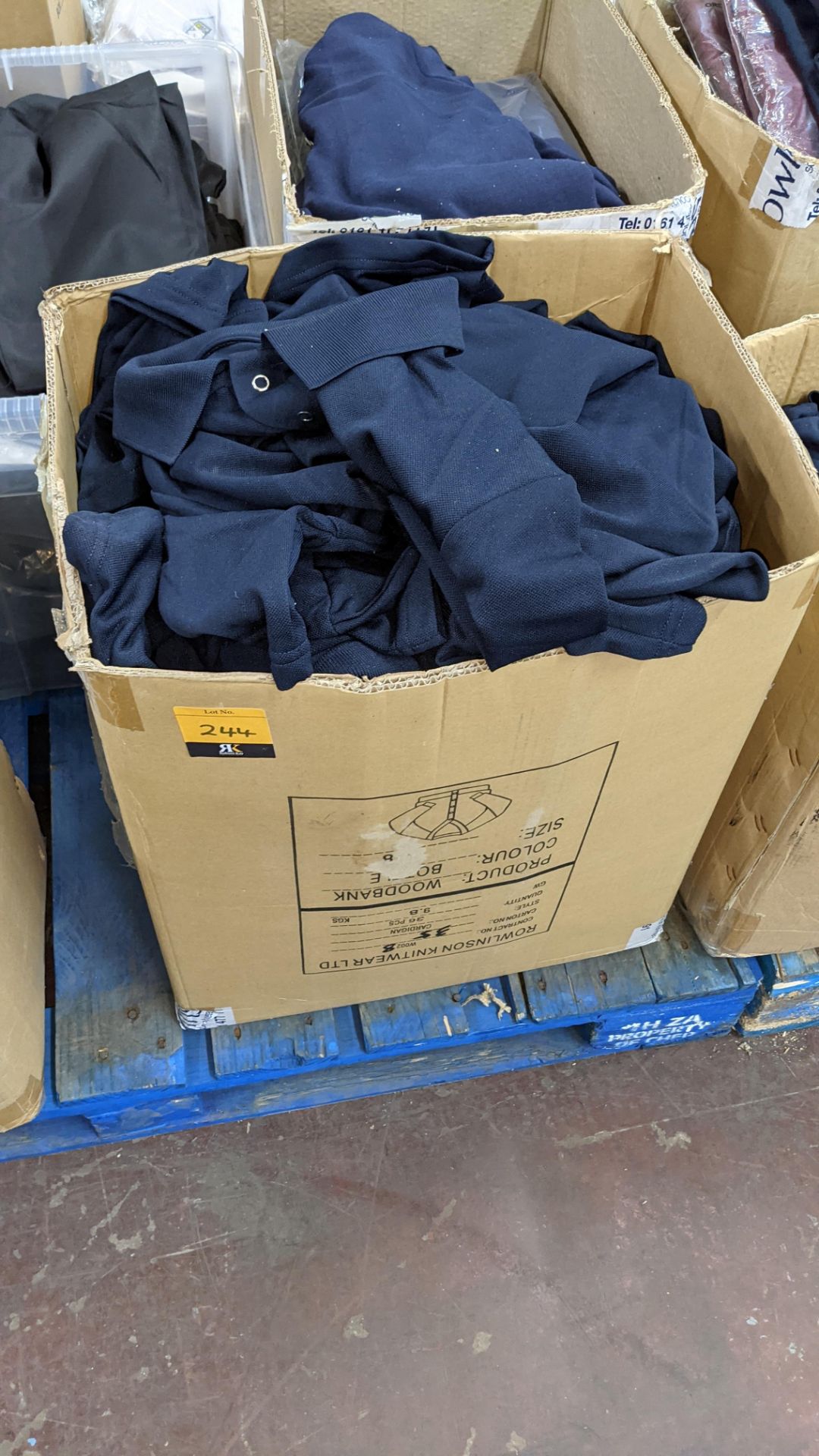 Large quantity of blue polo shirts - 1 box