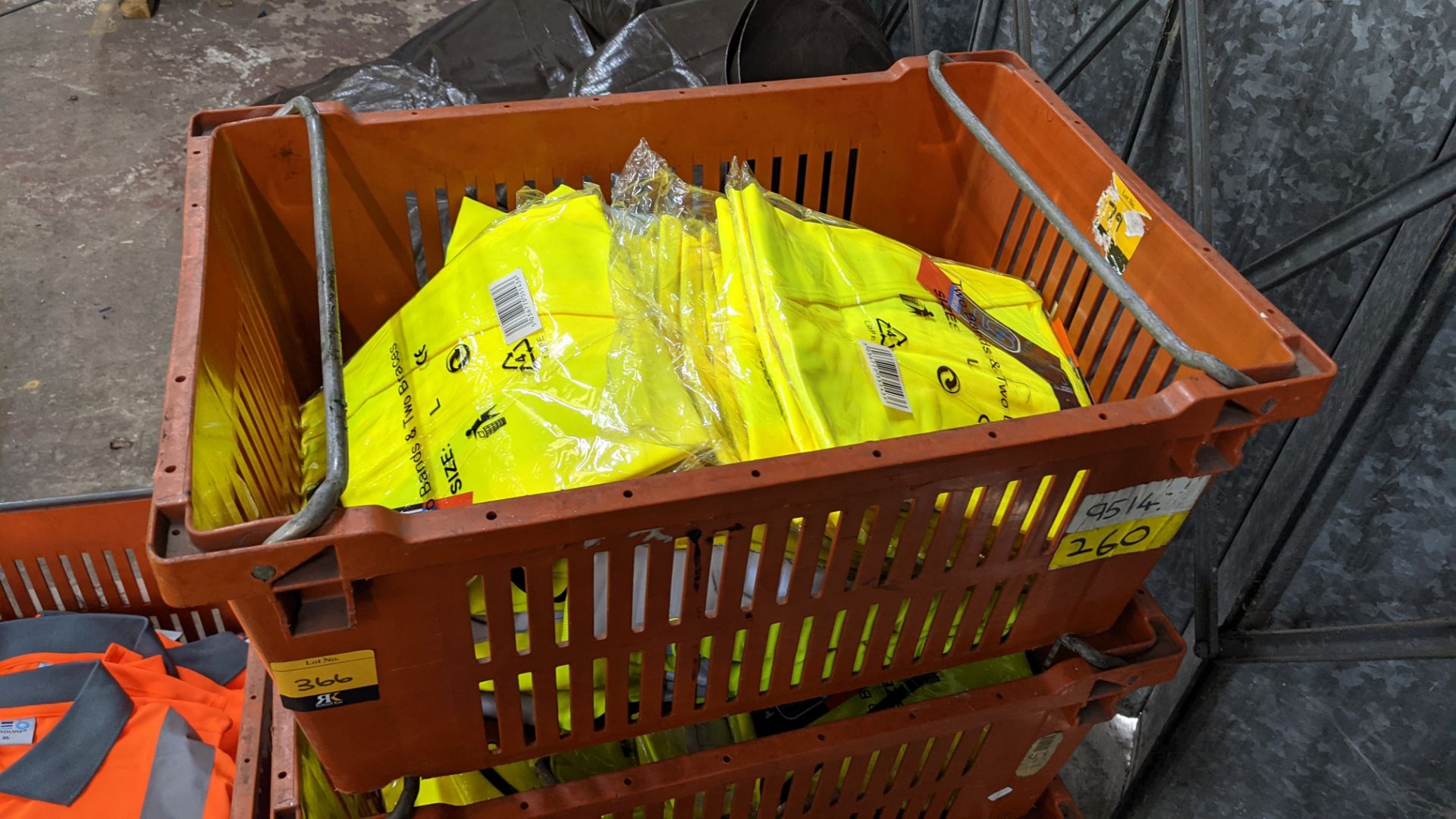 20 off yellow hi-vis vests - Image 2 of 5