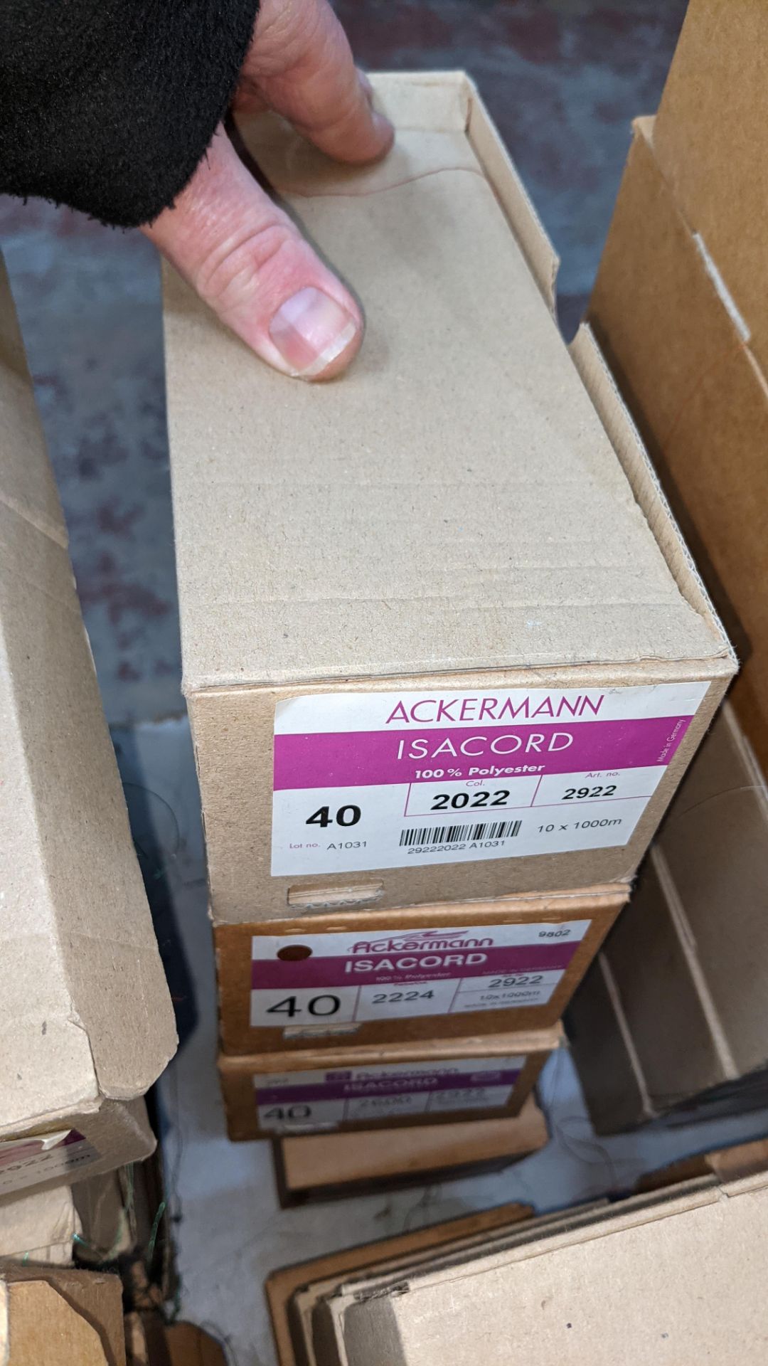 16 boxes of Ackermann Isacord (40) polyester thread - Image 6 of 9