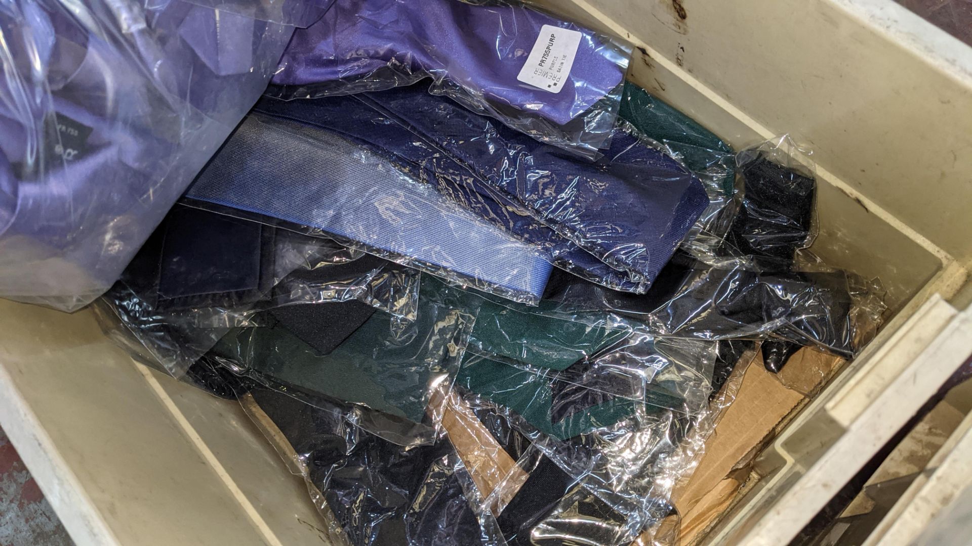 The contents of a crate of assorted ties. NB crate excluded - Image 5 of 5