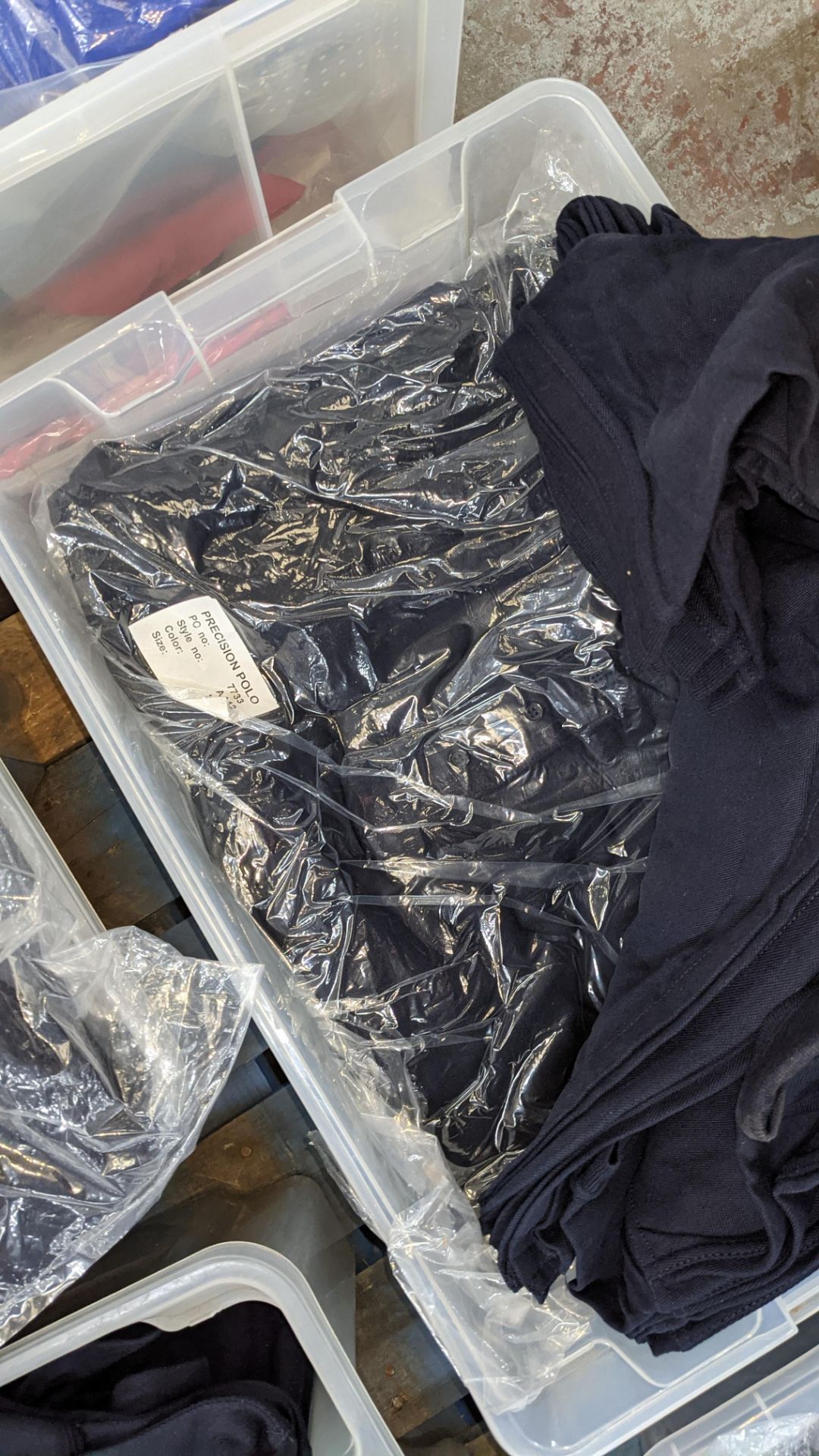 The contents of a crate of navy polo shirts. NB crate excluded - Image 5 of 5