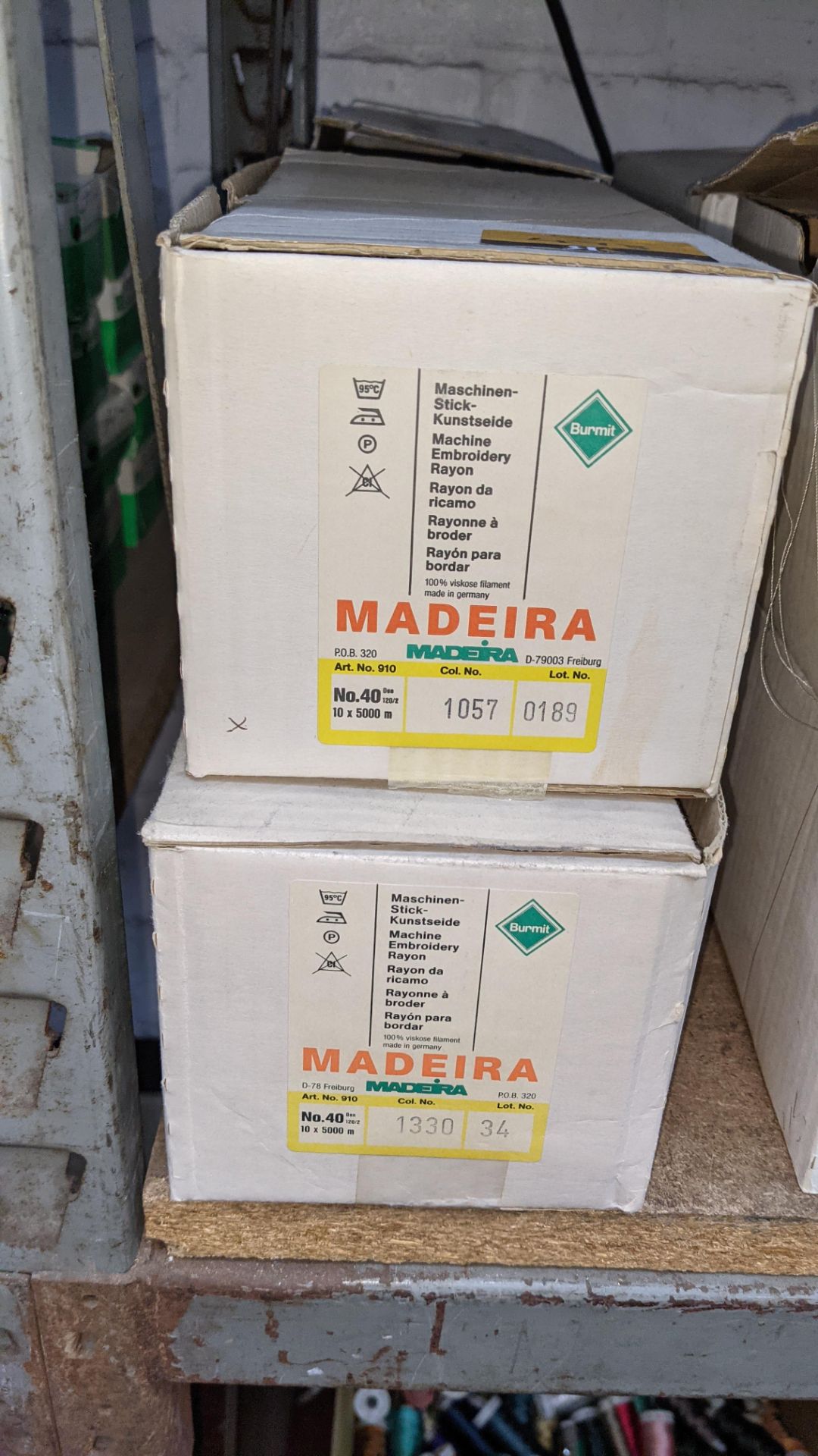 4 boxes of Madeira Burmit No. 40 rayon embroidery thread - Image 3 of 6