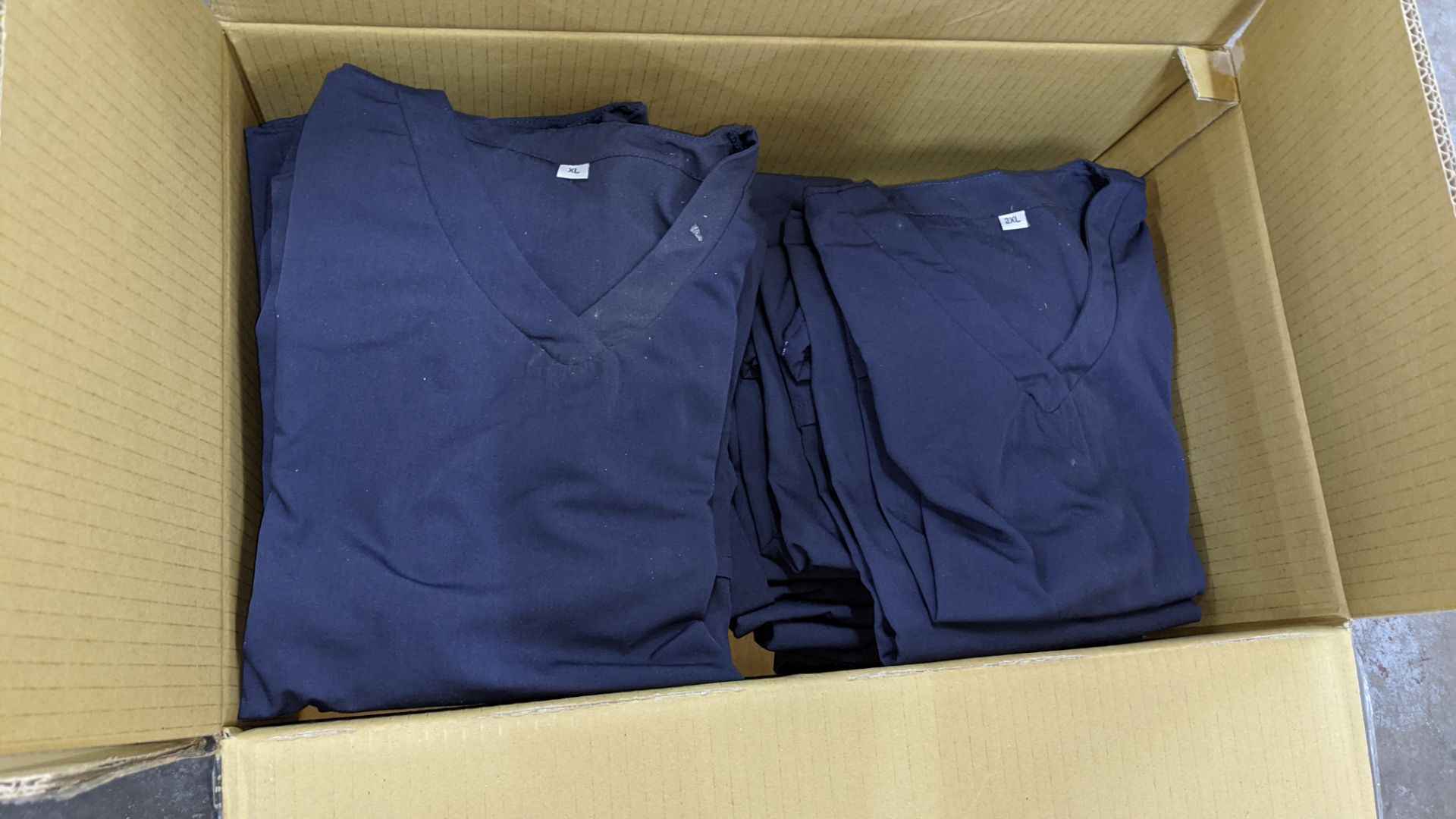 Approx 48 off navy V neck t-shirts - the contents of 2 boxes - Image 4 of 7