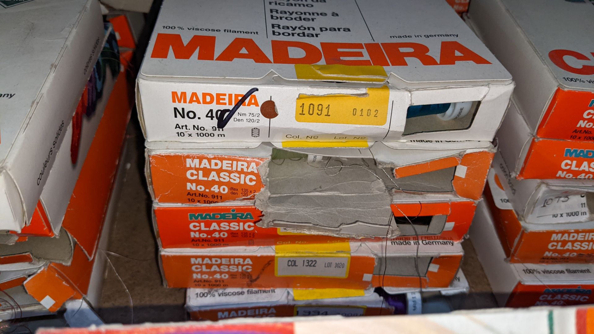 15 assorted boxes of Madeira Classic No. 40 embroidery rayon thread - Image 4 of 8