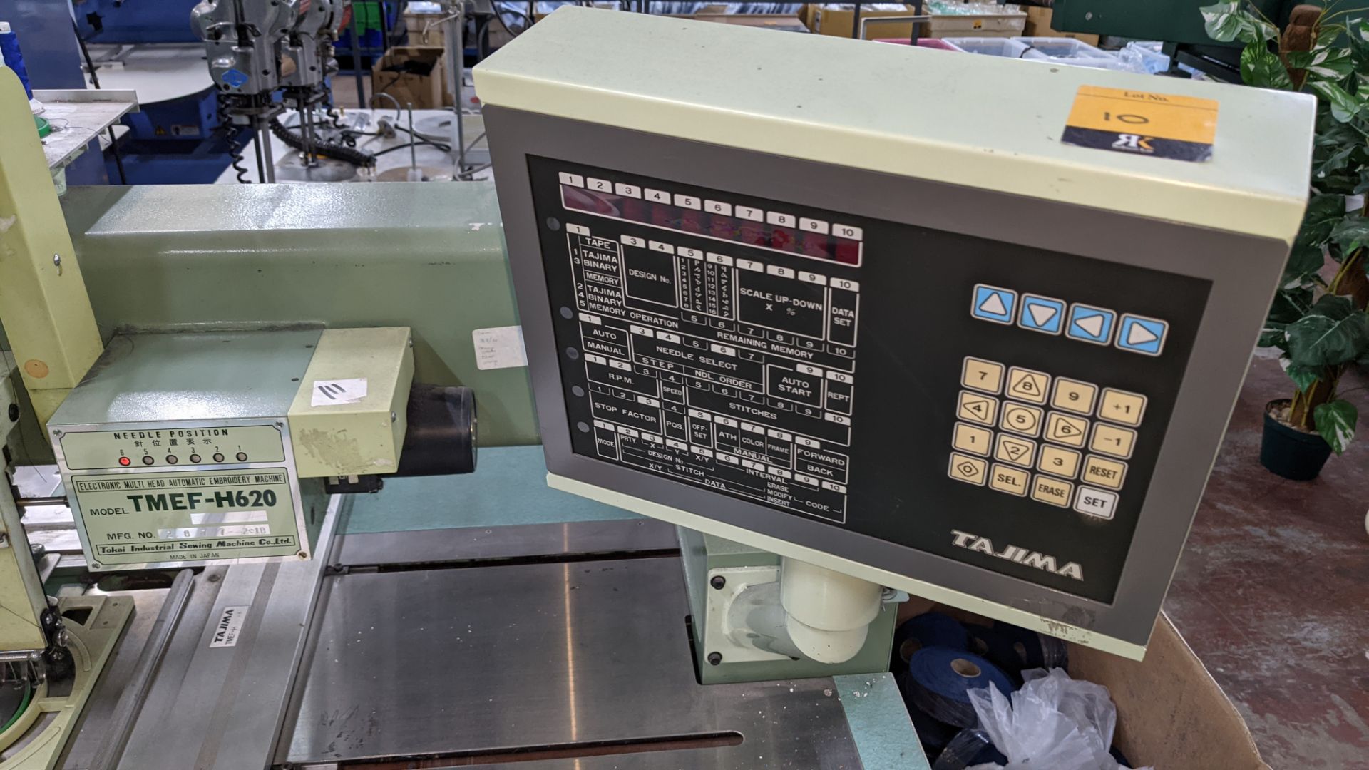 Tokai Tajima electronic 20 head automatic embroidery machine model TMEF-H620 - Image 4 of 25