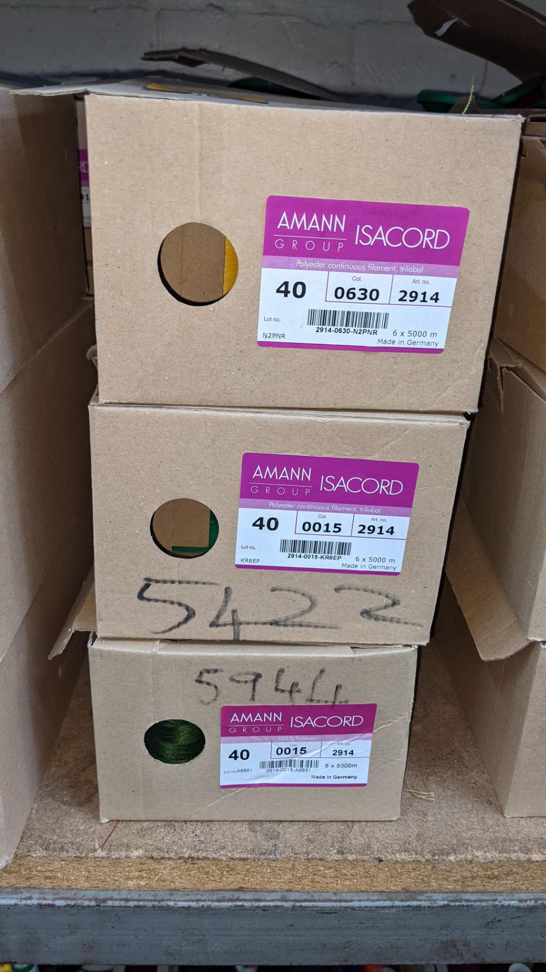 6 boxes of Ackermann & Amann Group Isacord polyester No. 40 embroidery thread - Image 3 of 6