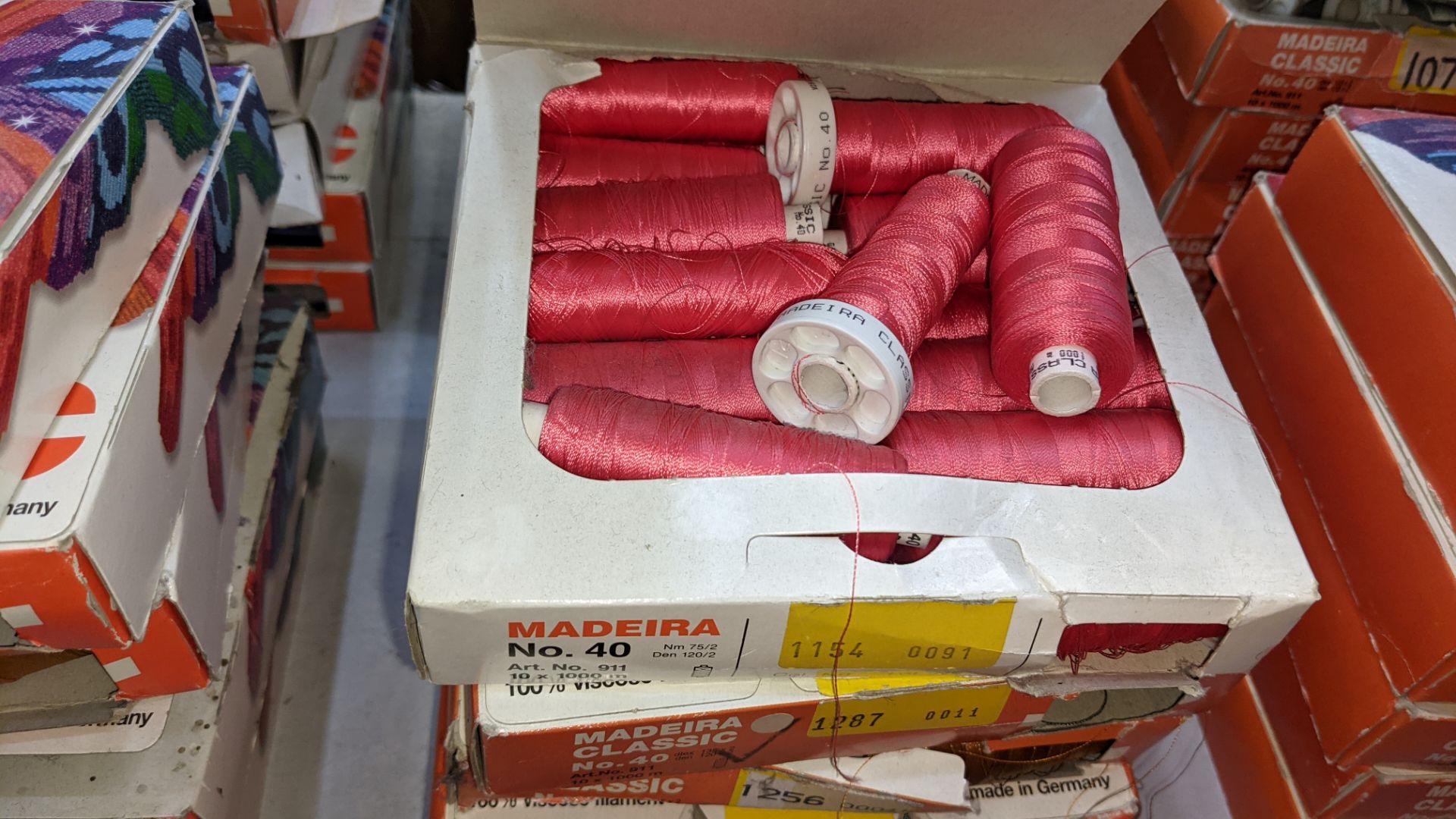 25 boxes of Madeira Classic No. 40 rayon embroidery thread - Image 12 of 13