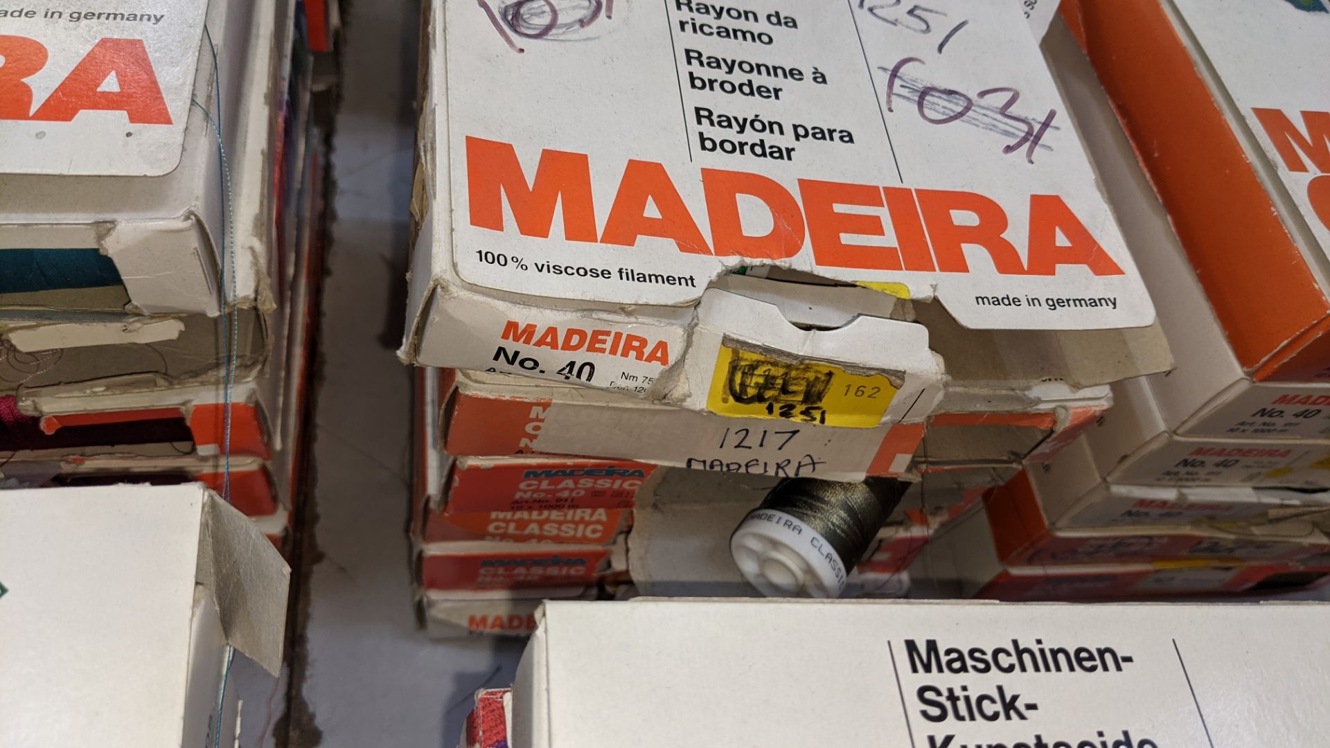 30 boxes of Madeira Classic No. 40 rayon embroidery thread - Image 6 of 12