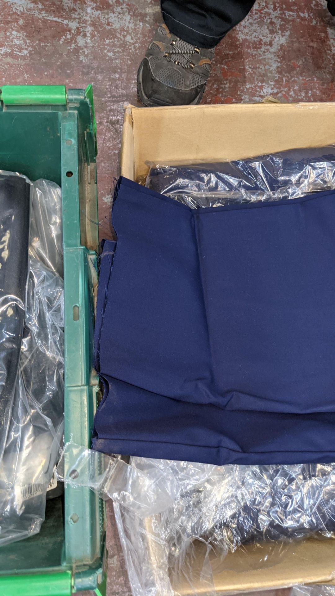 Approx 21 off blue work trousers - 2 boxes - Image 5 of 5