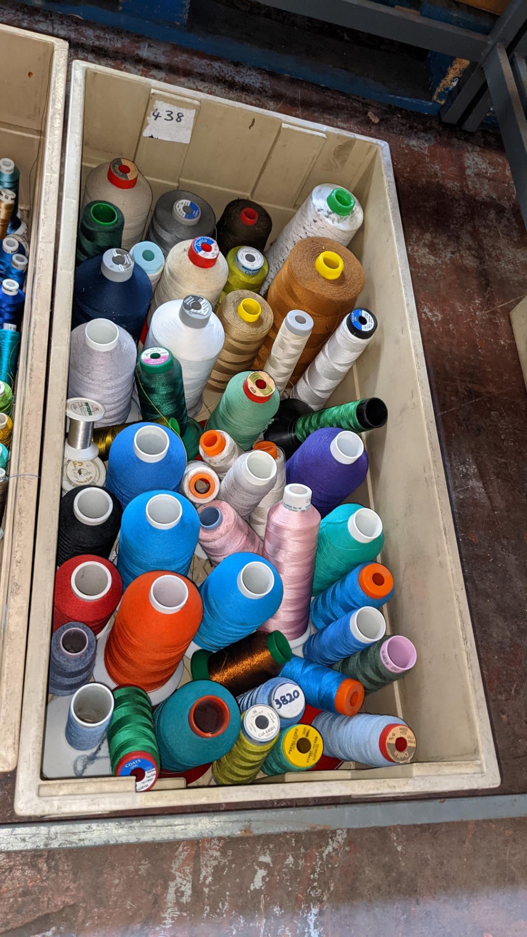 The contents of 3 large crates of assorted embroidery thread - Image 5 of 5