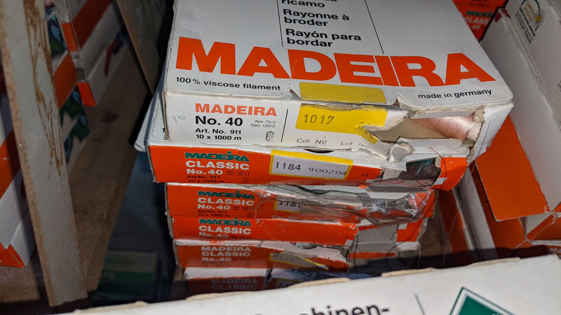 18 assorted boxes of Madeira Classic No. 40 embroidery rayon thread - Image 4 of 8