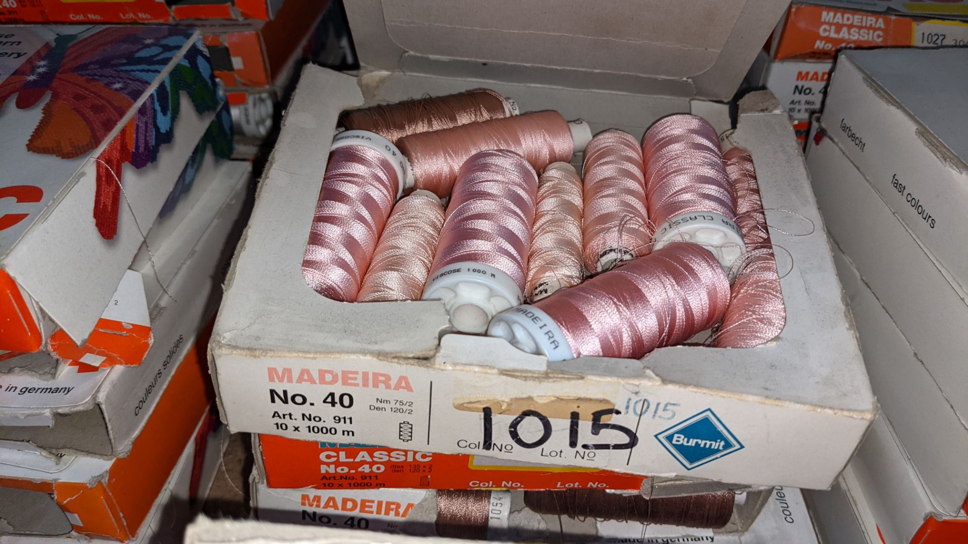 15 assorted boxes of Madeira Classic No. 40 embroidery rayon thread - Image 7 of 8