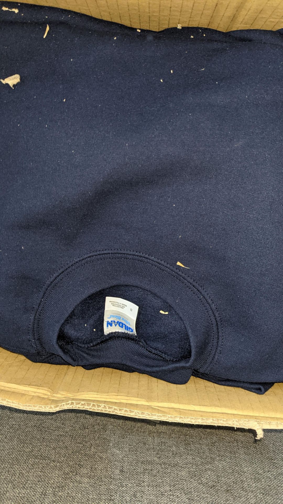 Quantity of blue sweatshirts - Image 3 of 4