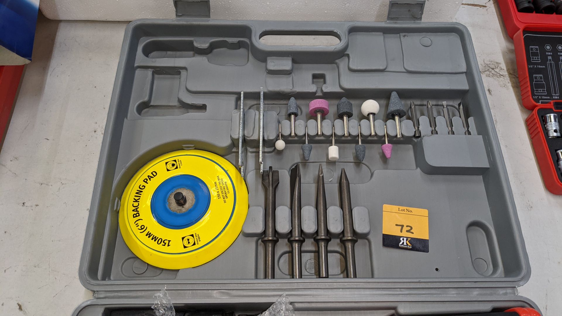 Clarke air tool set in case comprising 1/2" square drive impact wrench, air hammer, 3/8" air drill, - Image 4 of 10