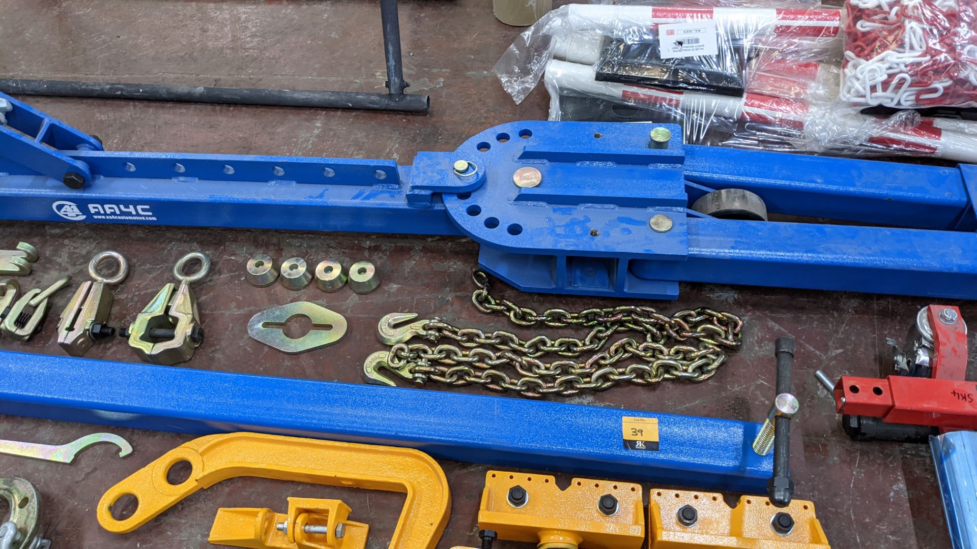 2019 AA4C auto repair bench model AA-ACR169. Please note this lot comprises the large blue metal fr - Image 18 of 32