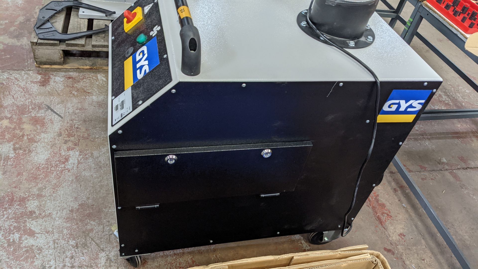 2019 GYS EVO 2000T 150 GYS mobile fume extractor - Image 8 of 12