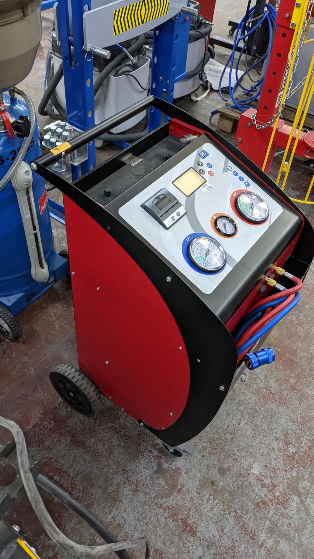 2018 Oksys ECOS 150LH air conditioning recharge system. Please note that the plaque on this machine - Image 11 of 11