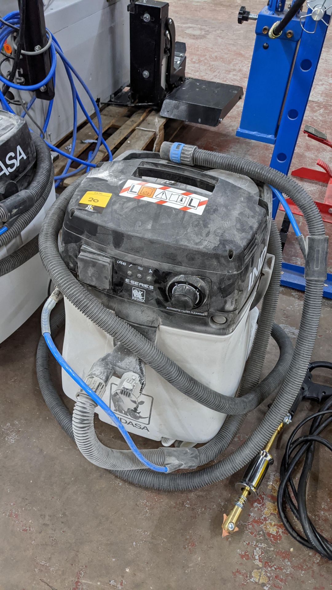 Indasa E-Series model LPE45 industrial vacuum cleaner/extraction unit - Image 2 of 10